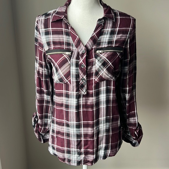 My Style Plaid 1/2 Zip Shirt - Picture 2 of 11
